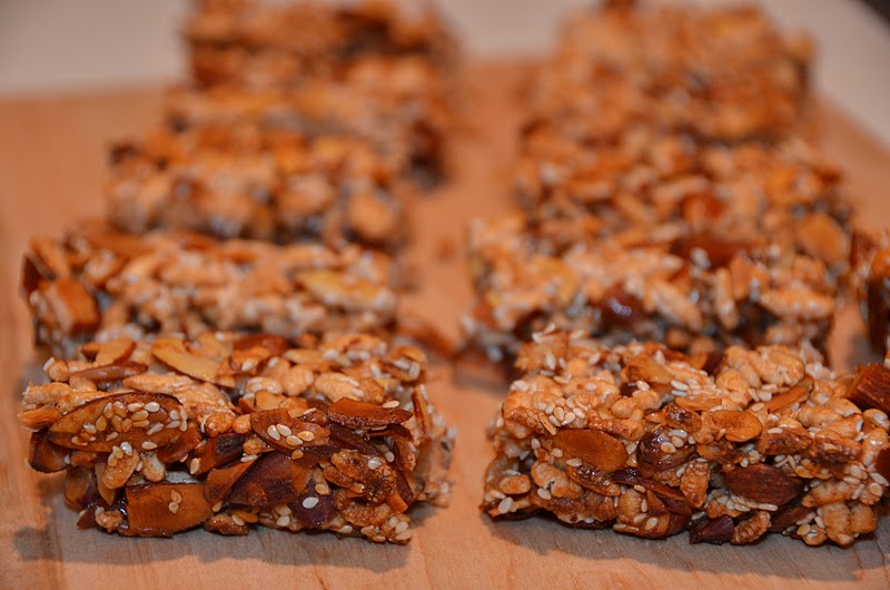 Playing with Flour Nutty cereal bars