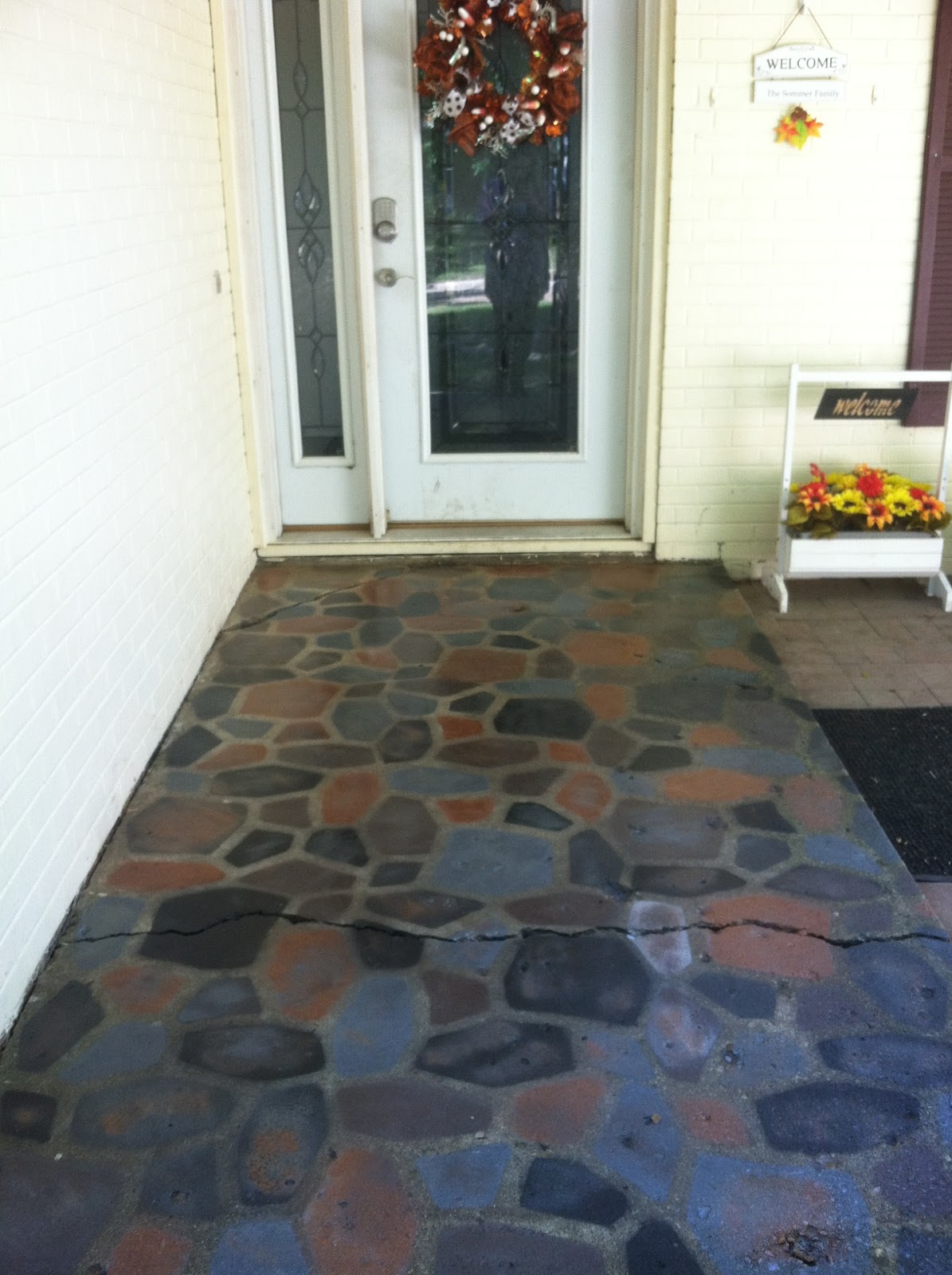 The Smart Momma: Spray Painted Faux Stones on Concrete Patio