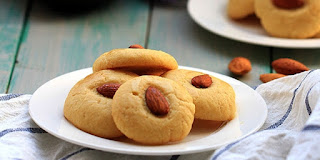 Almond Cookies 