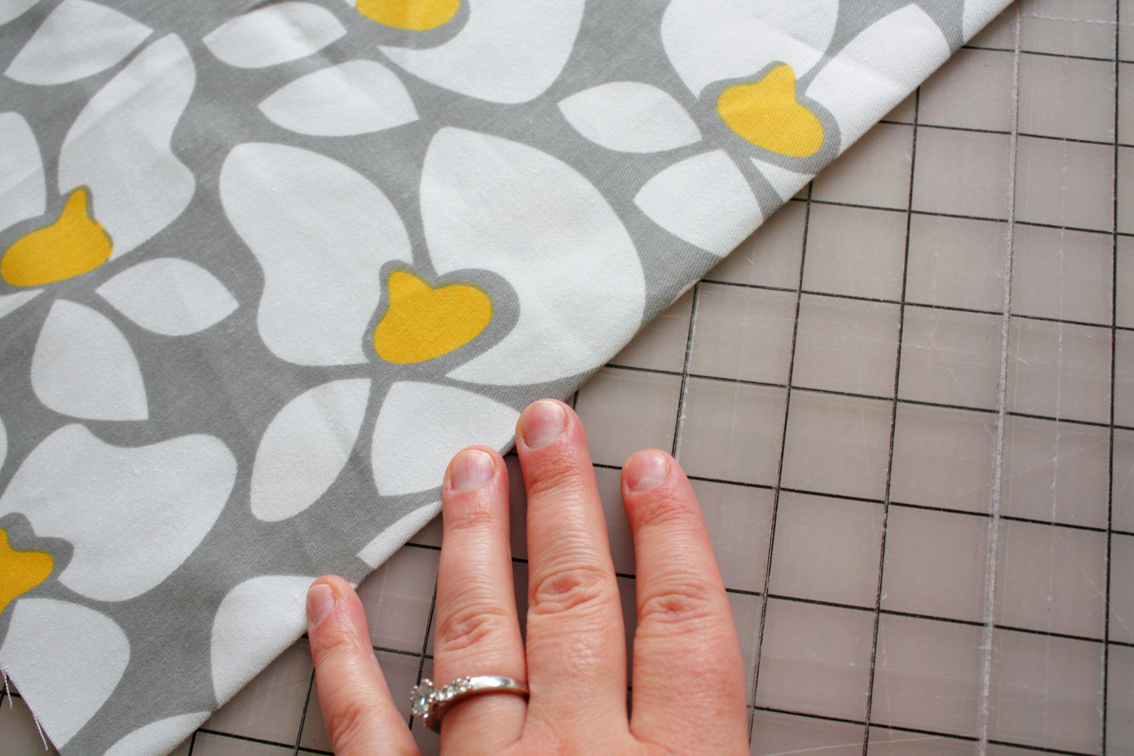 Tutorial Easy Peasy Envelope Closure Throw Pillow Cover Naturally