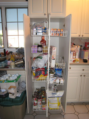 Rhody Life: DIY: Pantry Shelves