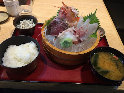 Sushi at Tsukiji