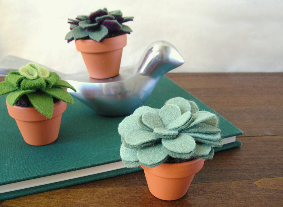 ORDINARY MOMMY DESIGN Felt Succulent Plants // New Line Launch