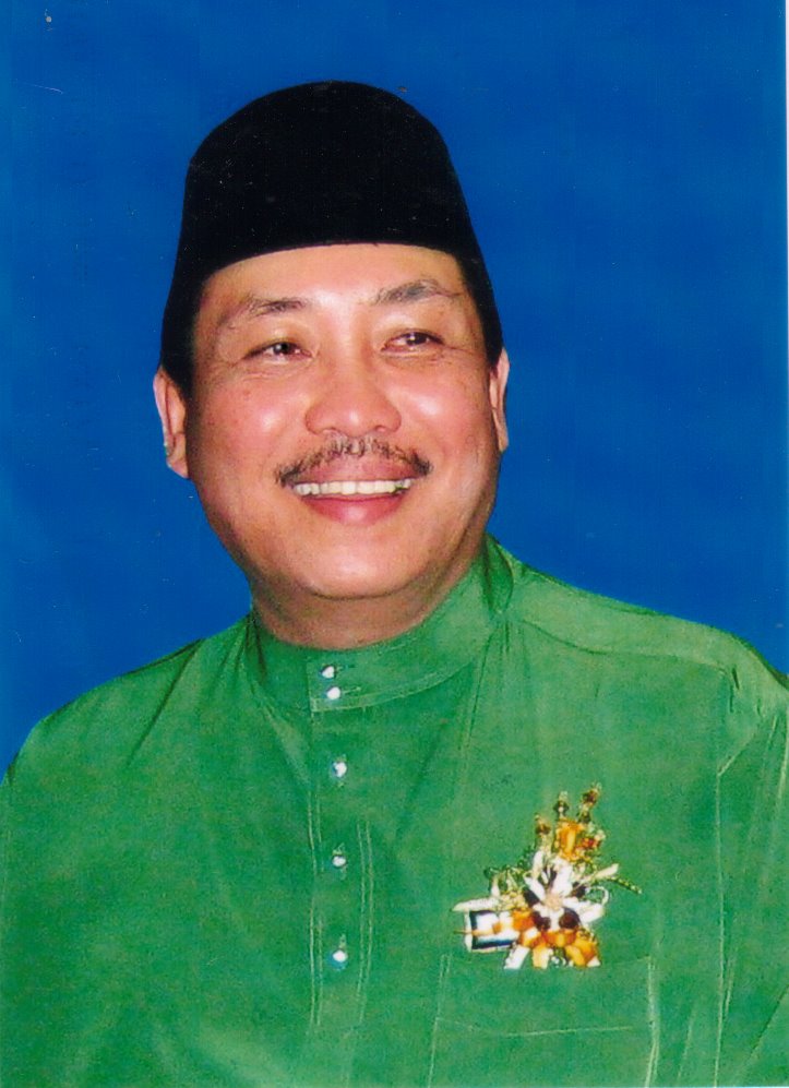 awal merdeka diterajui dua suku kaum utama kaum kadazandusun murut dan