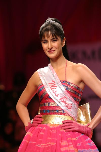 Life..!!: Barbie doll wallpapers , pictures , snapshot of katrina kaif