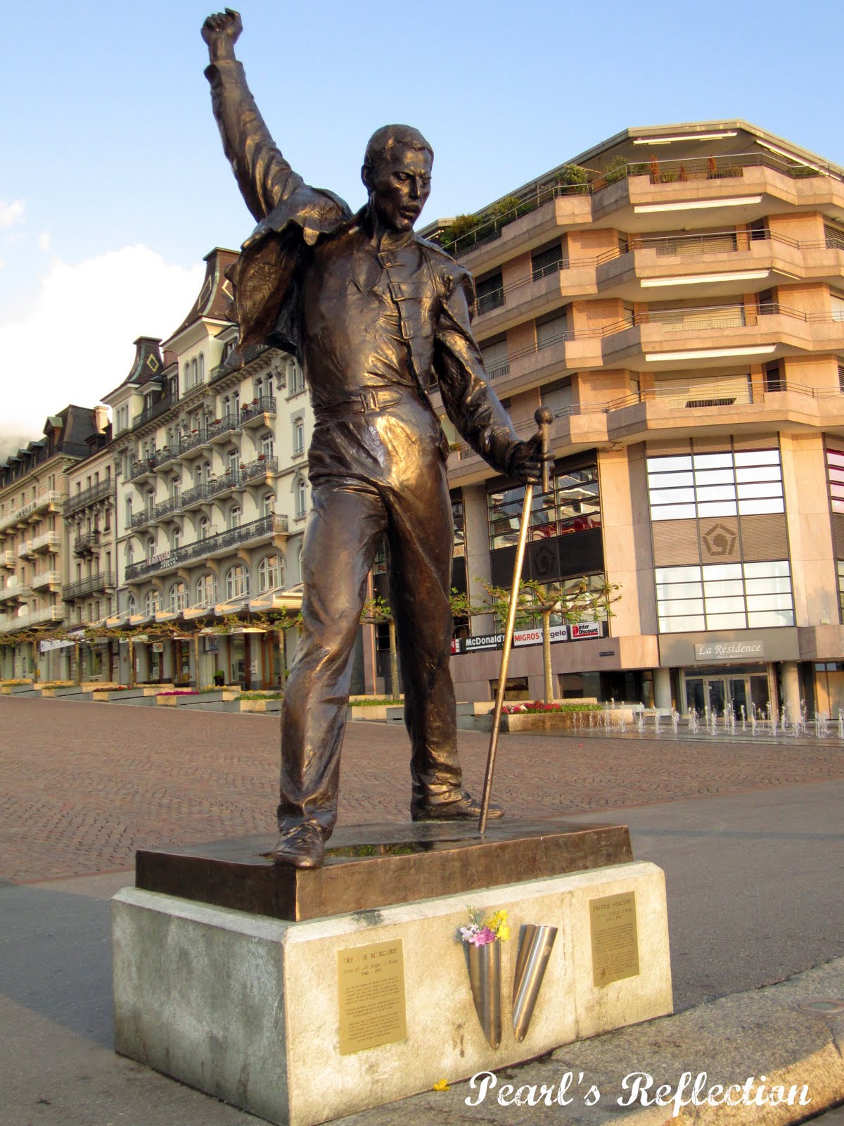 Pearl's Reflection: Smoke On The Water | Montreux, Switzerland