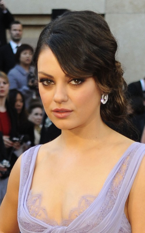 Mila Kunis Oscars 2011