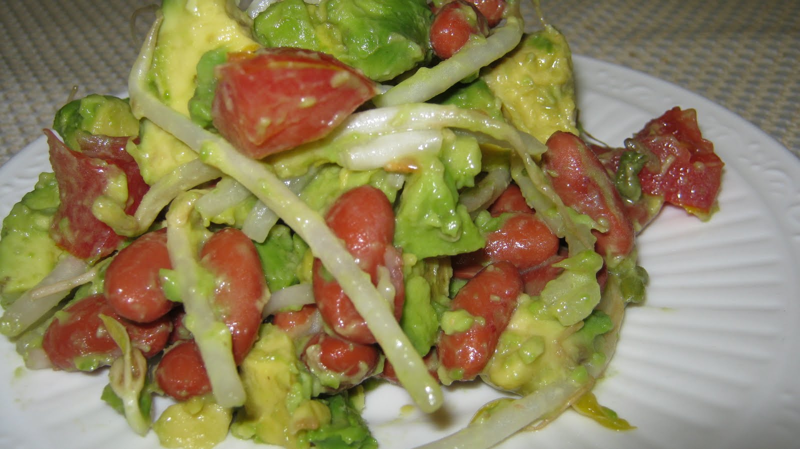 "Nuestra Cena"...Vegan Cuisine with a Latin Flavor Caribbean Avocado Salad