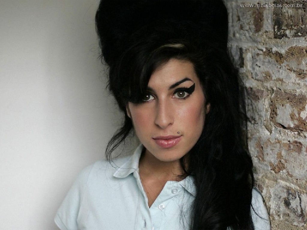 http://2.bp.blogspot.com/-wI_gFlWpZkU/TitGSQaHYzI/AAAAAAAAG5E/nTuhorlsCW4/s1600/1280x960_Amy_Winehouse_62cc8434cf-1024x768.jpg