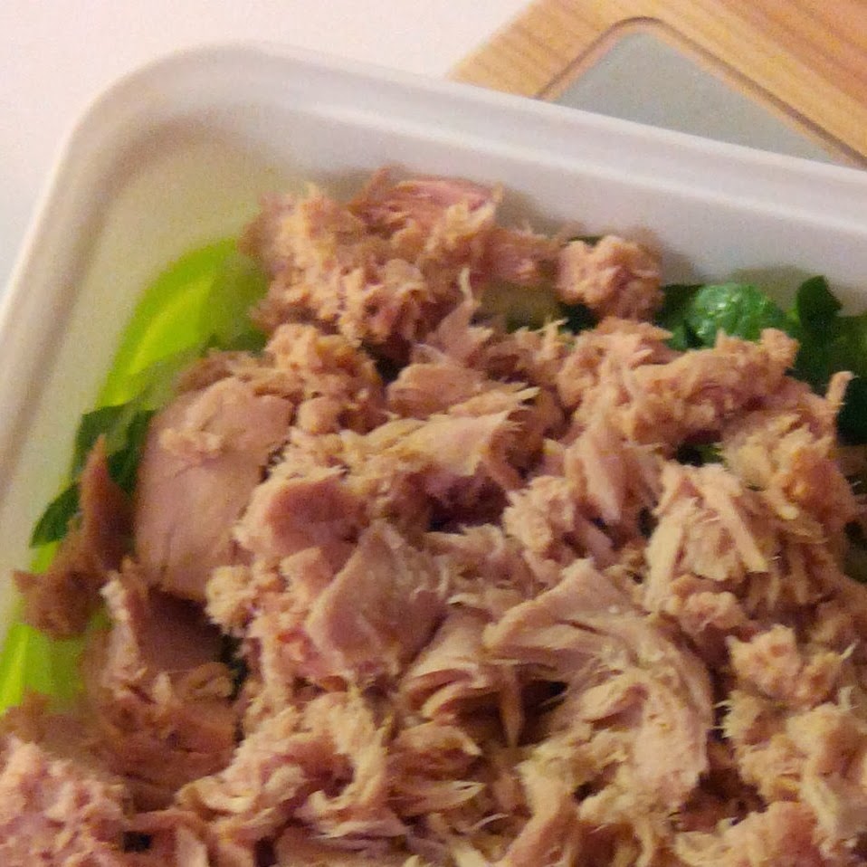 Thriving in Belgium with a Paleo Lifestyle I love my weekly veggie basket {honey mustard tuna