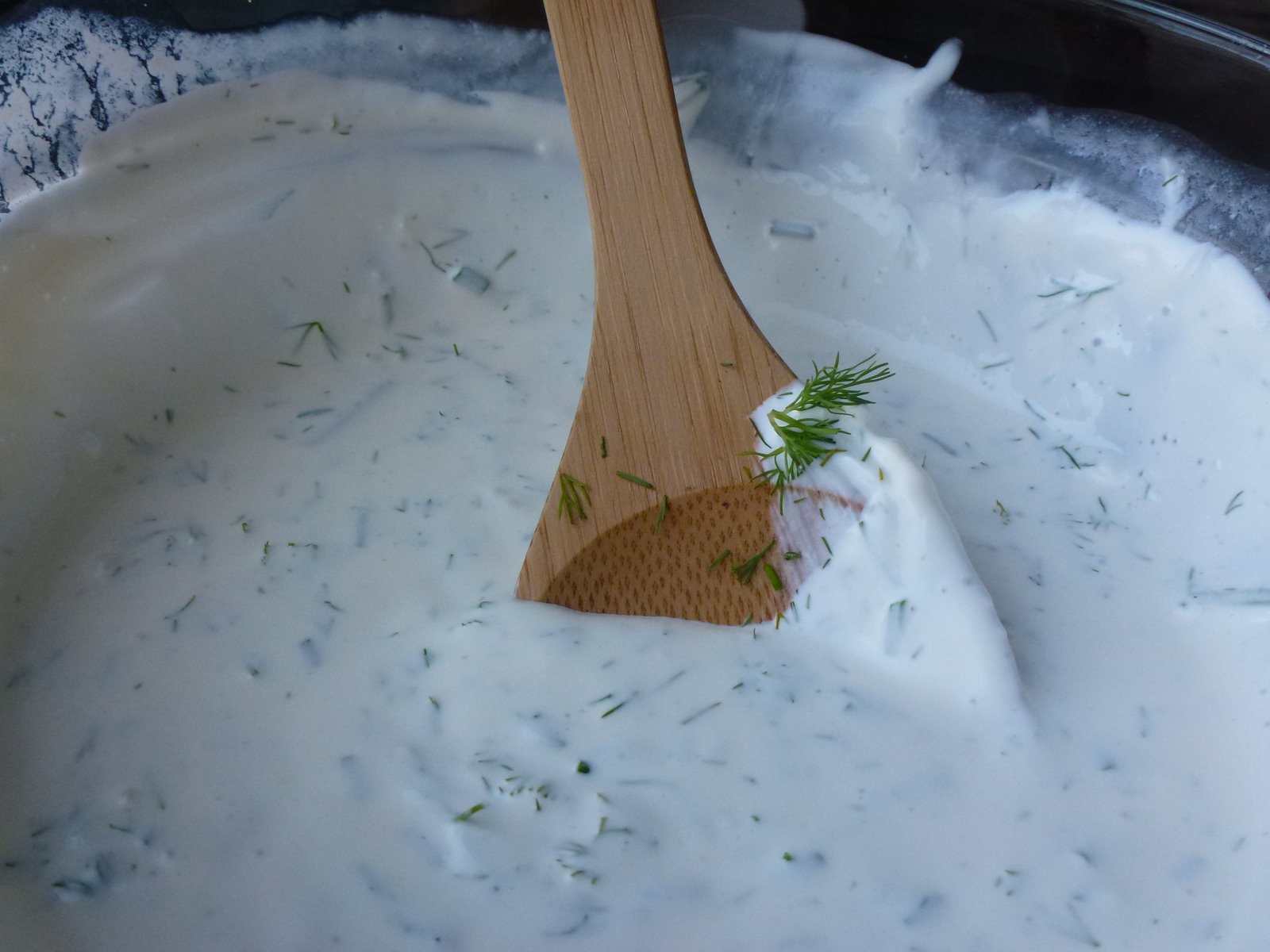Hardly Housewives Homemade Dill Ranch Dressing
