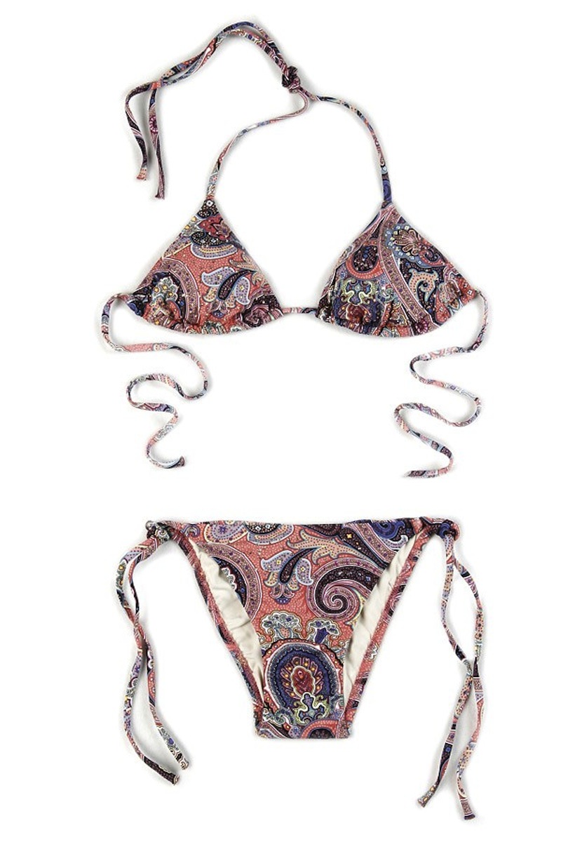 THE FASHIONAMY by Amanda Fashion blogger outfit, lifestyle, beauty