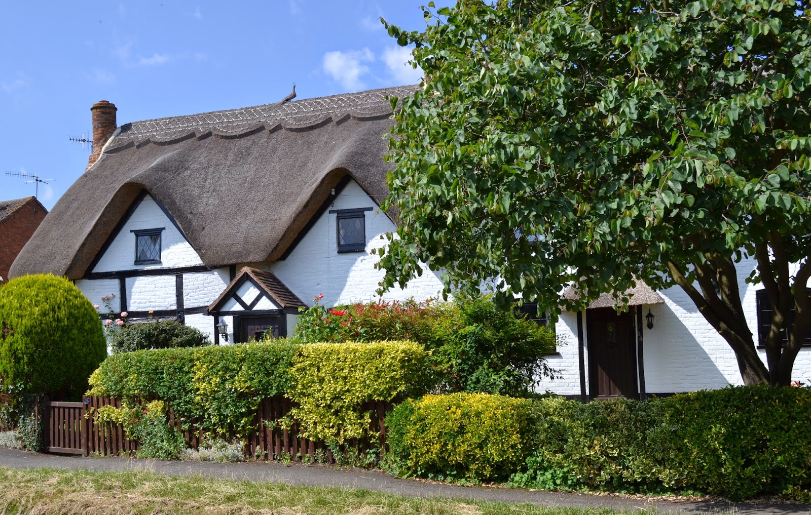 Today Around Coventry Thatched Roof Thursday 71 Hampton Lucy