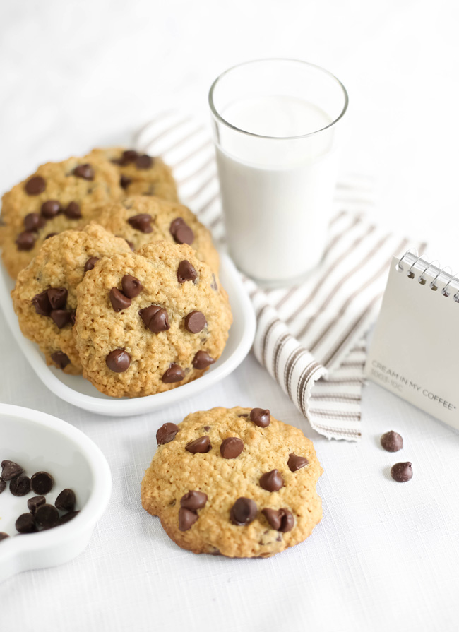 Puffy Oatmeal Chocolate Chip Cookies Sprinkle Bakes