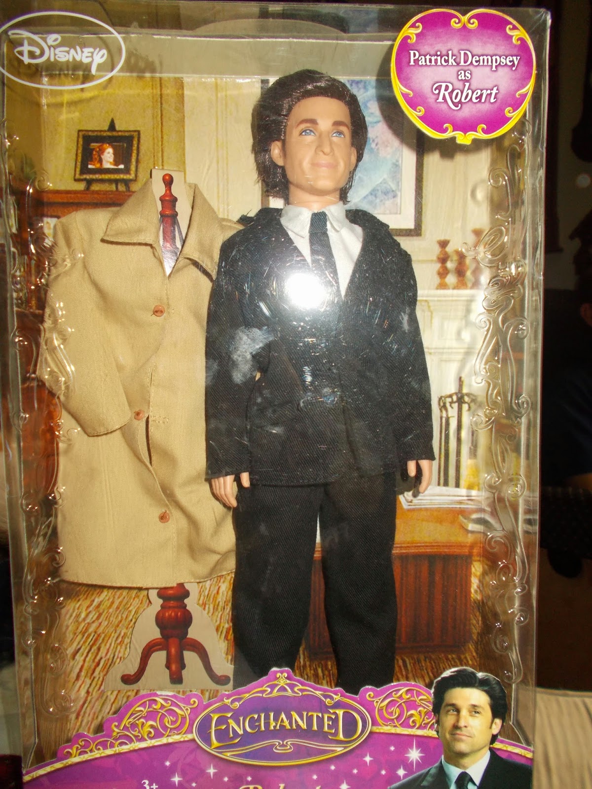 Le monde des poupées Disney Enchanted poupée Robert