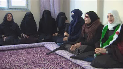 Kesaksian Tahanan Wanita Dalam Penjara Rezim Assad Kesaksian Tahanan Wanita Dalam Penjara Rezim Assad