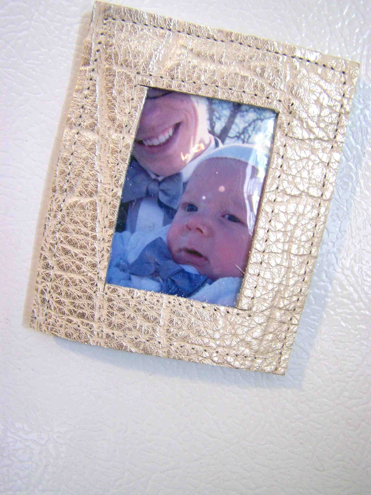 Made by Me. Shared with you. Tutorial Little Leather Frames