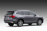 2016-Honda-Pilot-CUV-6.jpg