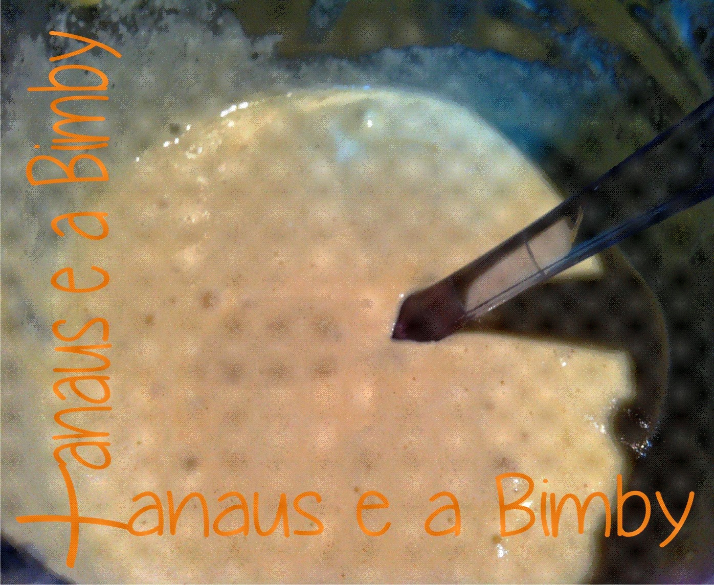 Bolo de Baunilha com Recheio de Marmelada na Bimby