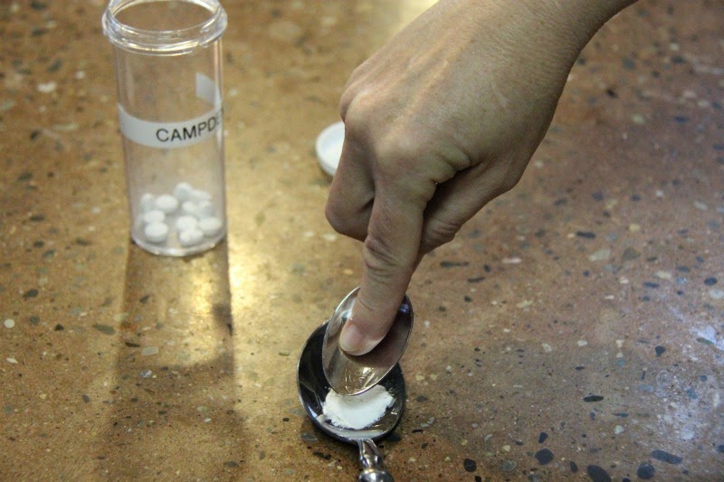 SISTERKINS Making Homemade Raspberry Wine