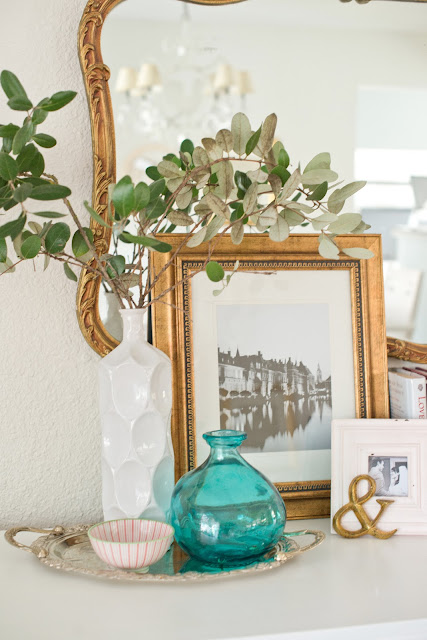 Simple and chic vignette