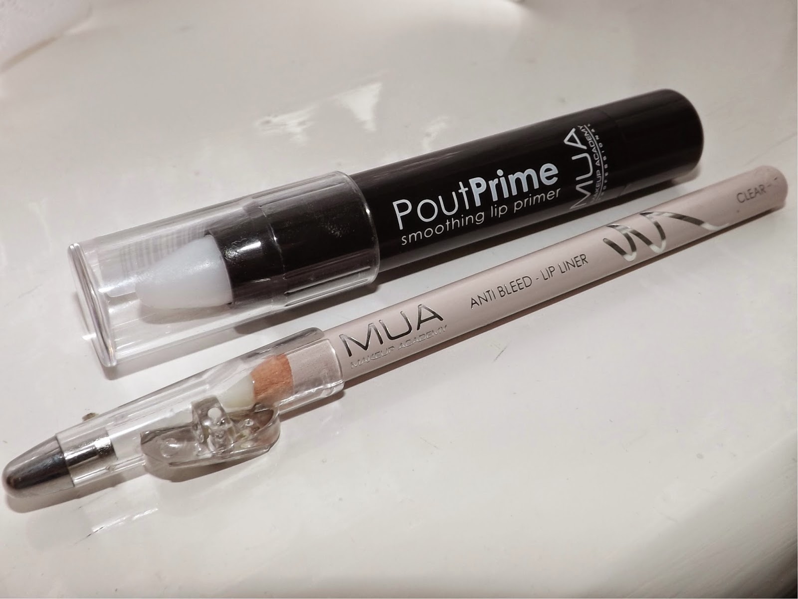 MUA Cosmetics Pout Prime Lip Primer and Anti Bleed Clear Lip Liner Review