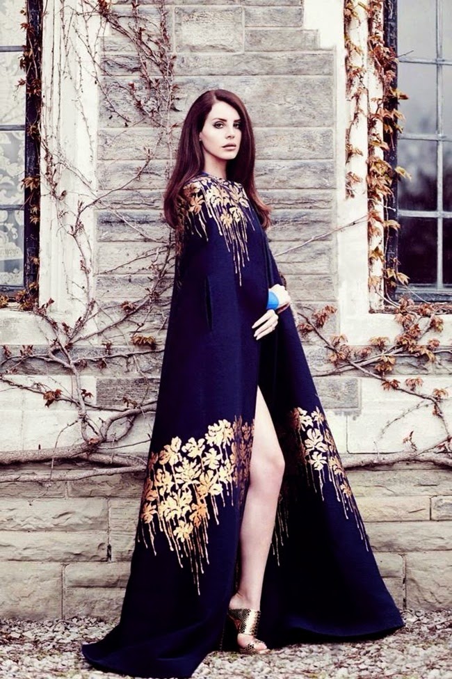 Fashion Canada September 2014, Lana Del Rey Blumarine 2014 AW Black Royal Long Cape Editorials