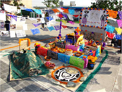 Nuestros derechos agonizan? lema de nuestra primera ofrenda de muertos. Nov. 2011