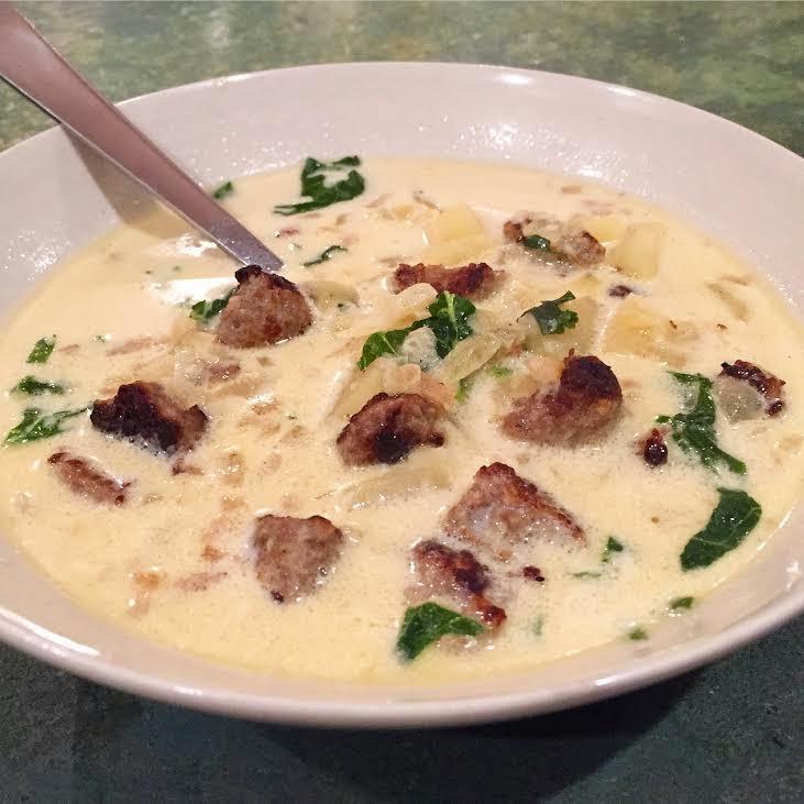 olive garden's zuppa toscana soup — emily kay