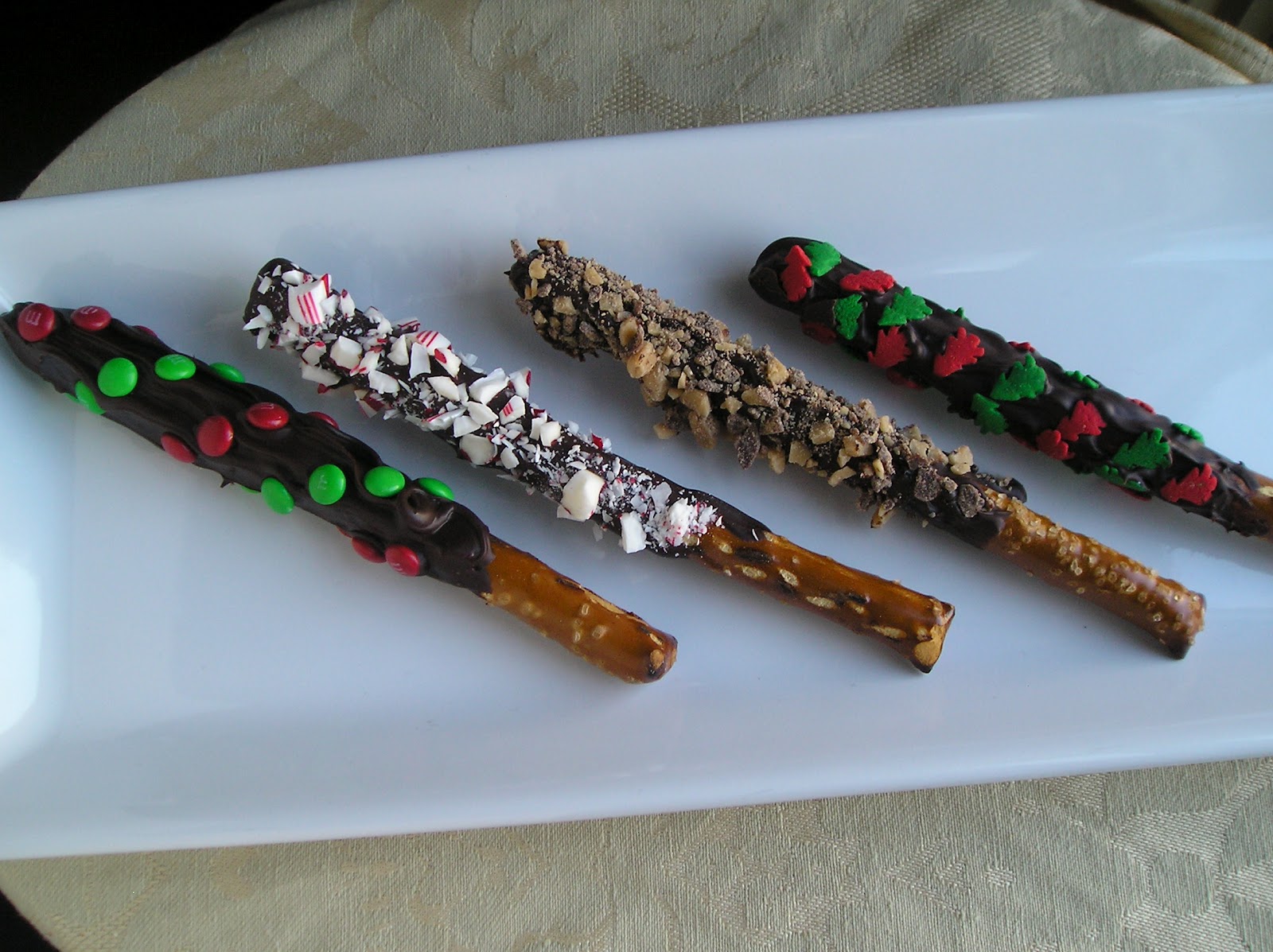 CandyCovered ChocolateDipped Pretzel Rods Edesia's Notebook