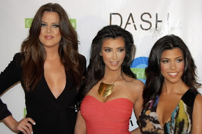 kardashian two sisters images