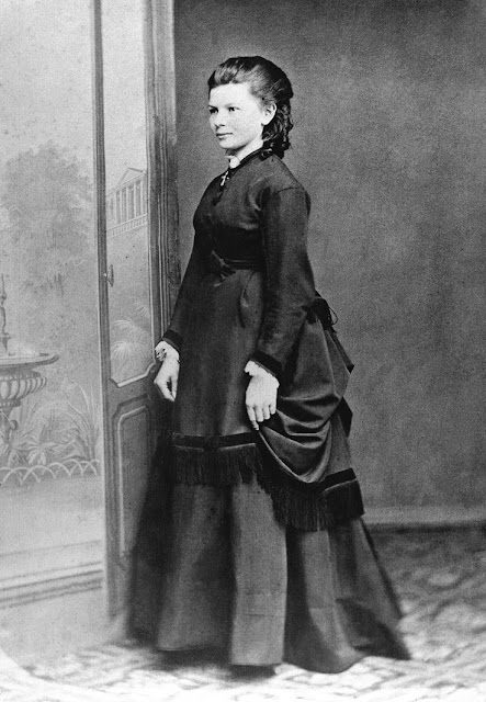 This is What Bertha Benz Looked Like  in 1880 