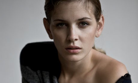 laura patrizia ananda marchildon im modelwahn laura patrizia ananda marchildon im modelwahn