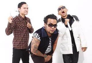 Endank Soekamti - Mantan Jadi Teman (feat Melanie Subono) Endank Soekamti - Mantan Jadi Teman (feat Melanie Subono)
