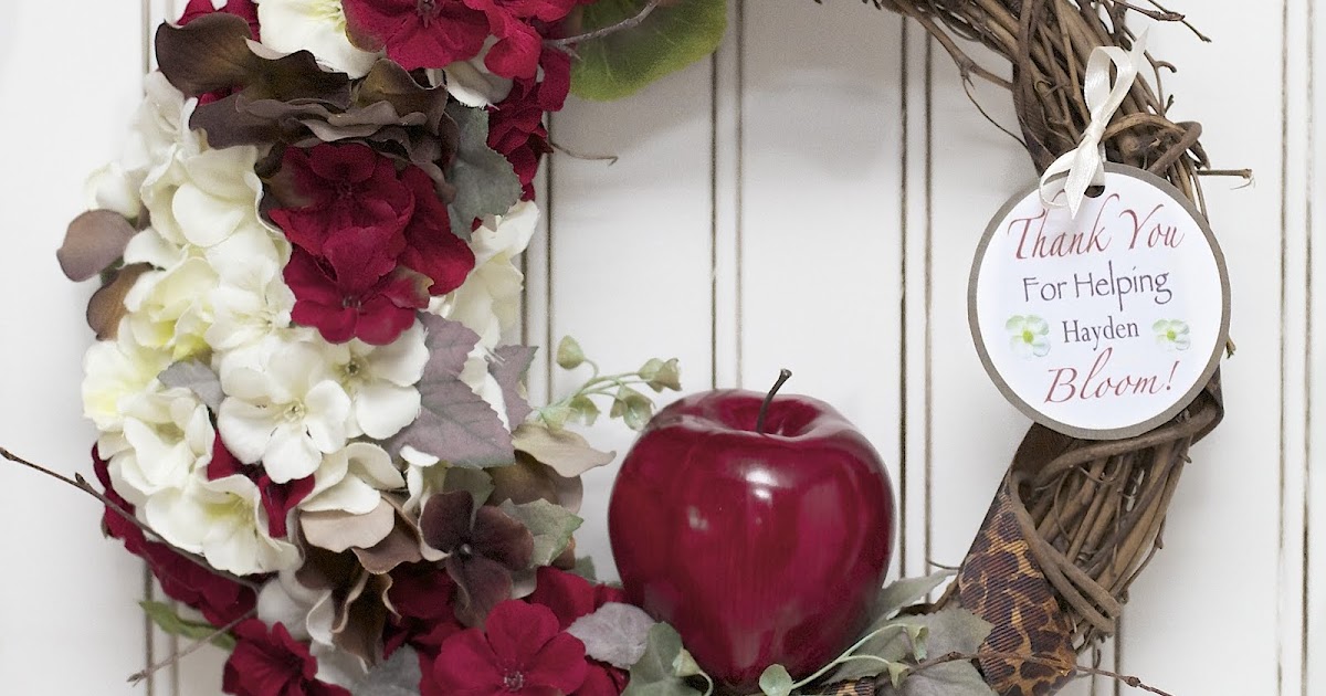 Love, Laughter & Decor: Teacher Appreciation Wreath