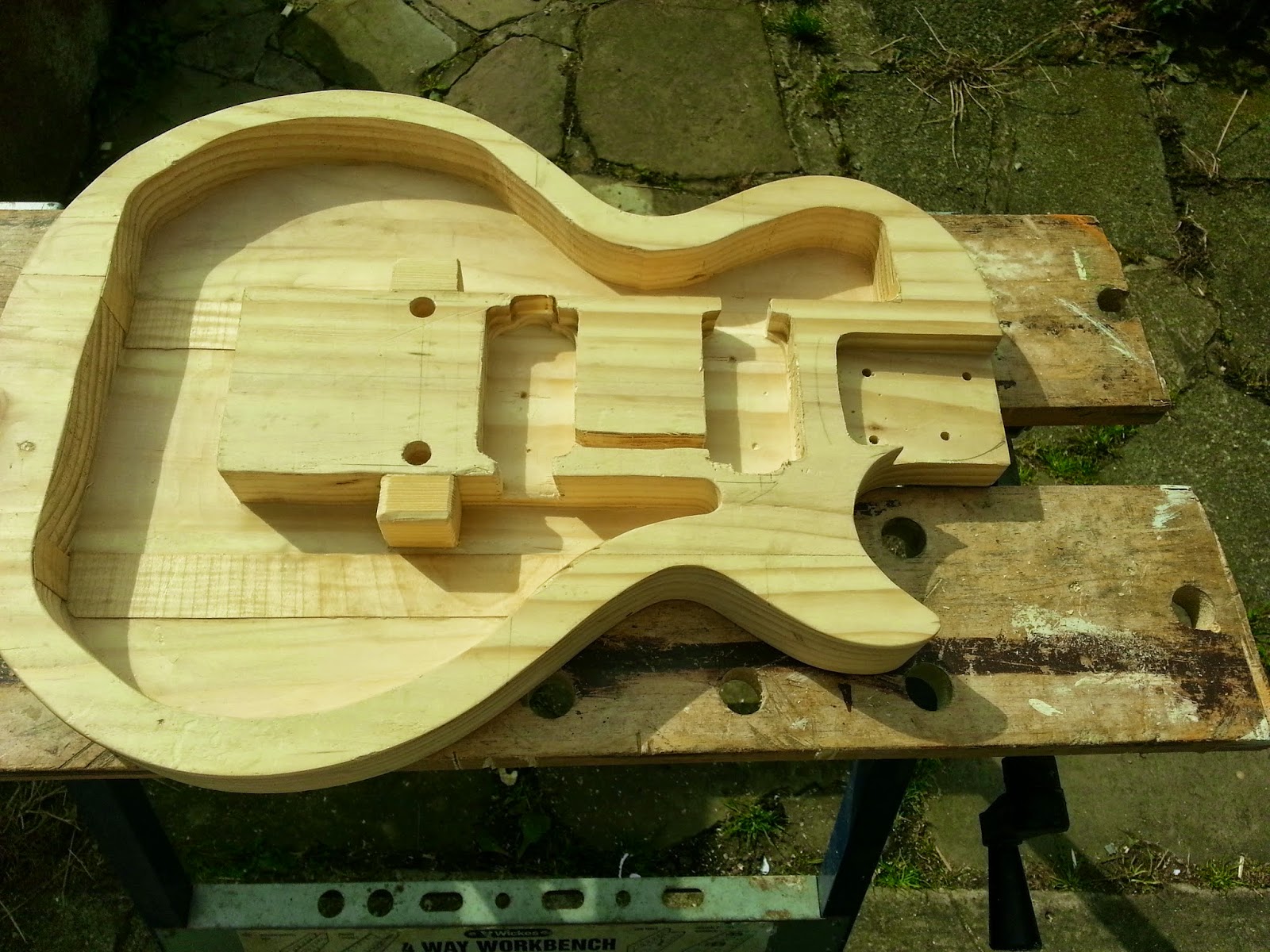 Les Paul Florentine Build Routing the pickup and wiring cavities