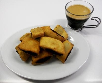 Marthese Seasonal Food Imqaret (Date pastries)