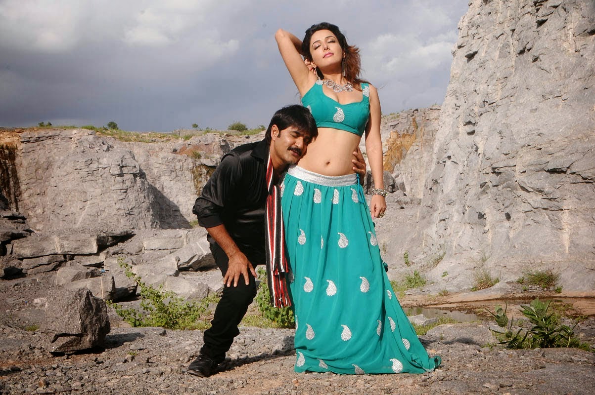 Dhee Ante Dhee Movie Stills - vTelugu