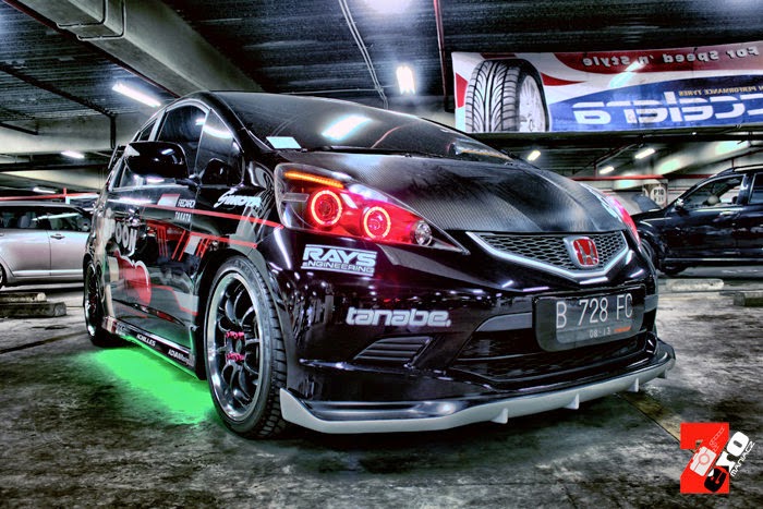 Honda Jazz Full Hd Wallpaper