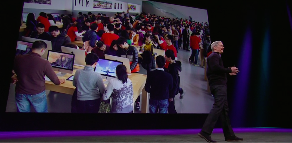 Tim Cook kicks off Apple Watch event with retail numbers and other stats