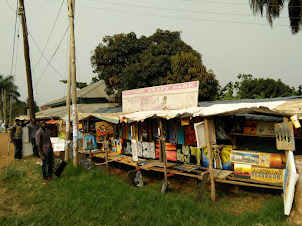 Local African handicrafts shops in Entebbe