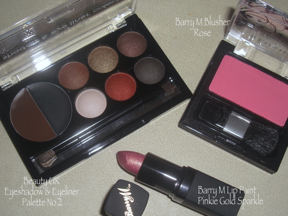 Makeup and Macaroons: NARS Desire Blush - review, swatches and