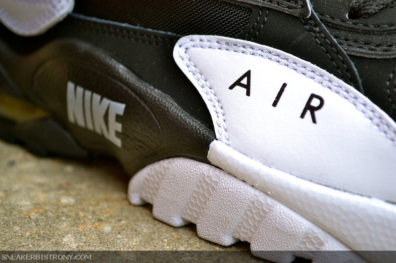 air max speed turf black white voltage yellow