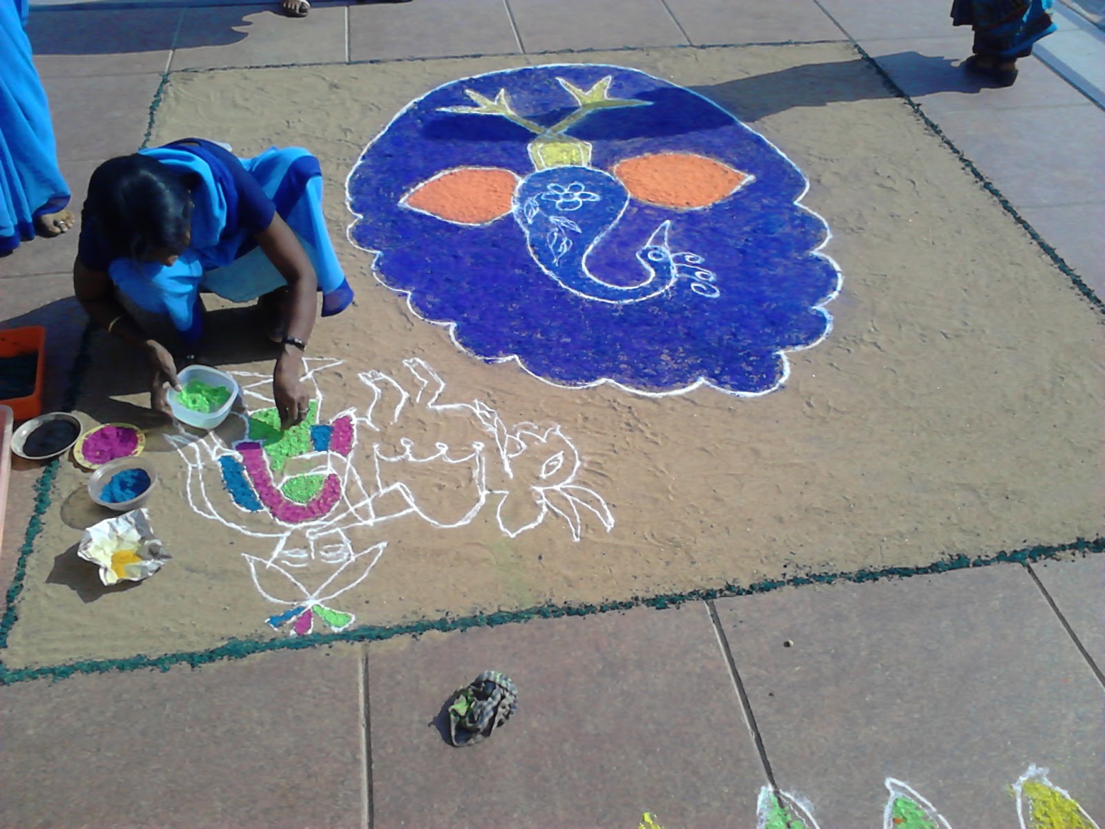 Write a notice for students to participate in rangoli competition to be held on republic day picture