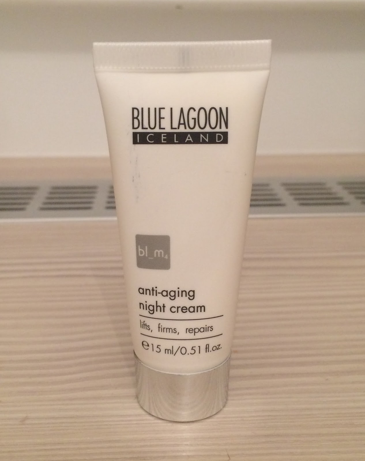 TopReviews4U Blue Lagoon Iceland Skin Care review