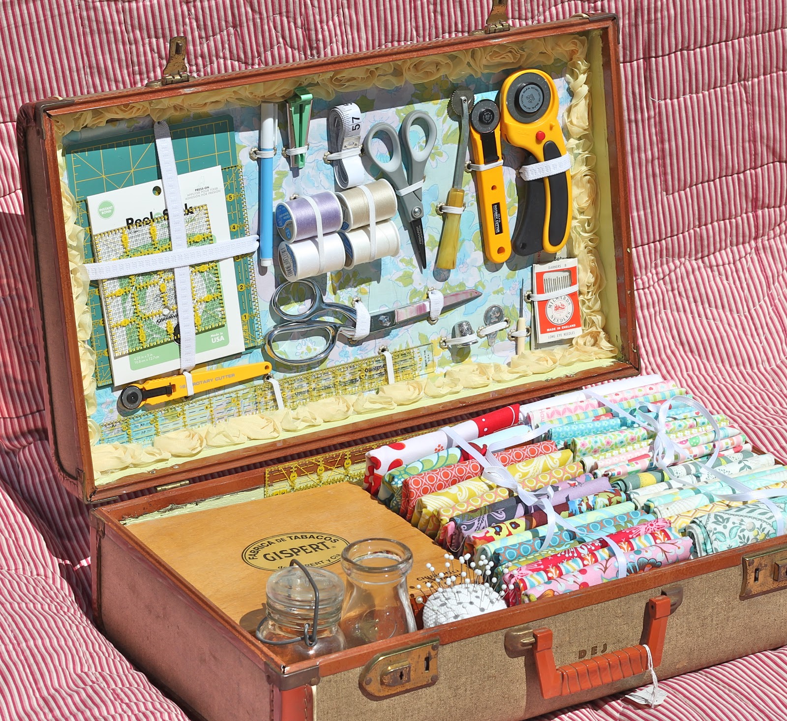 A Place to Roost Vintage Sewing Case