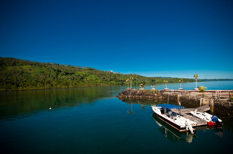 Vé máy bay đi Gorontalo