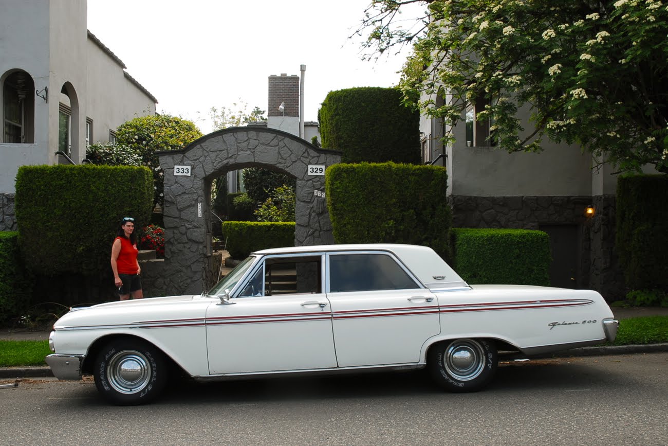 Old Parked Cars 1962 Ford Galaxie 500
