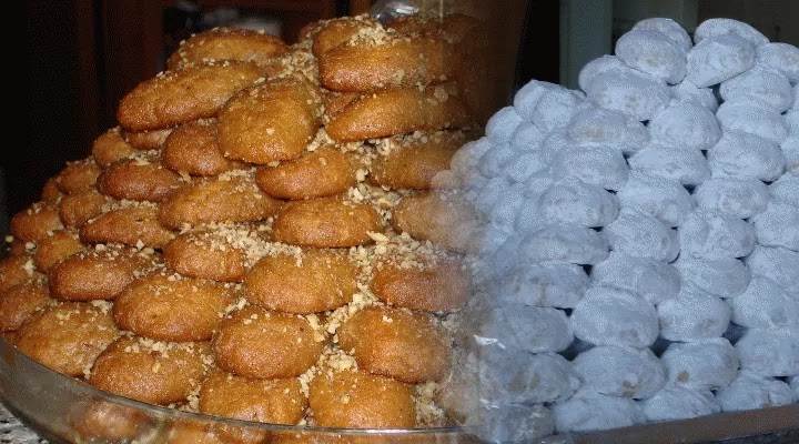 Όργιο σπατάλης στο Δήμο Λέσβου. 7.330 ευρώ για μελομακάρονα και κουραμπιέδες! Όργιο σπατάλης στο Δήμο Λέσβου. 7.330 ευρώ για μελομακάρονα και κουραμπιέδες!