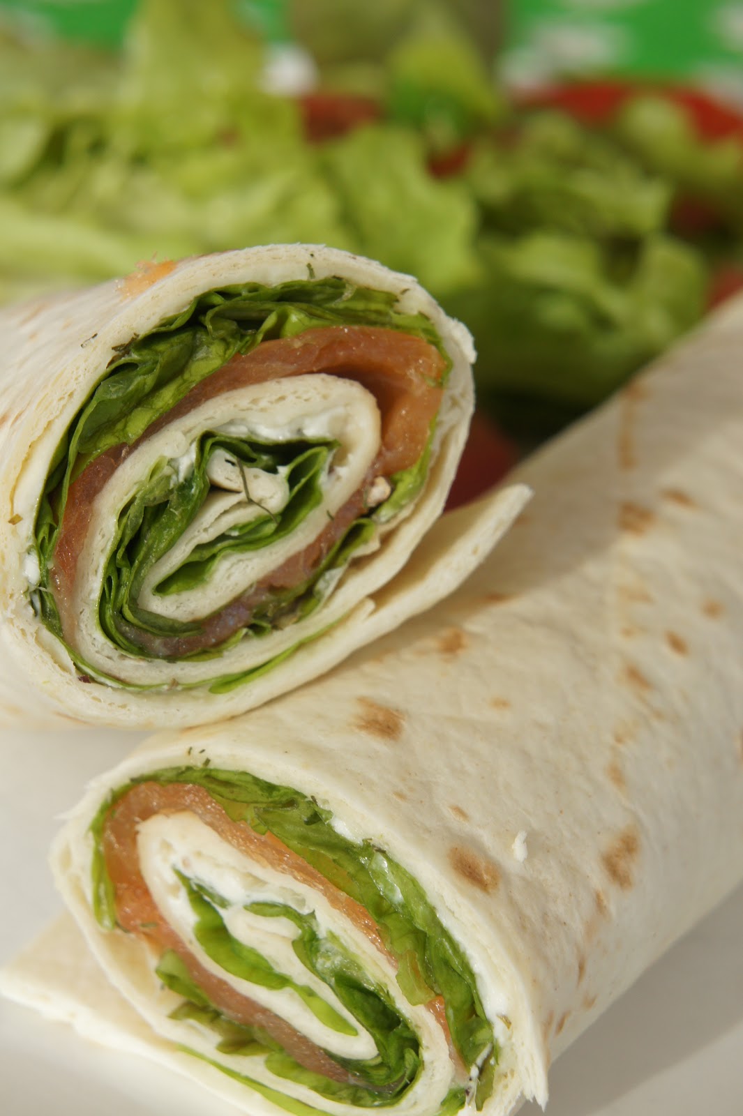 Wrap truite fumée, fromage frais et salade